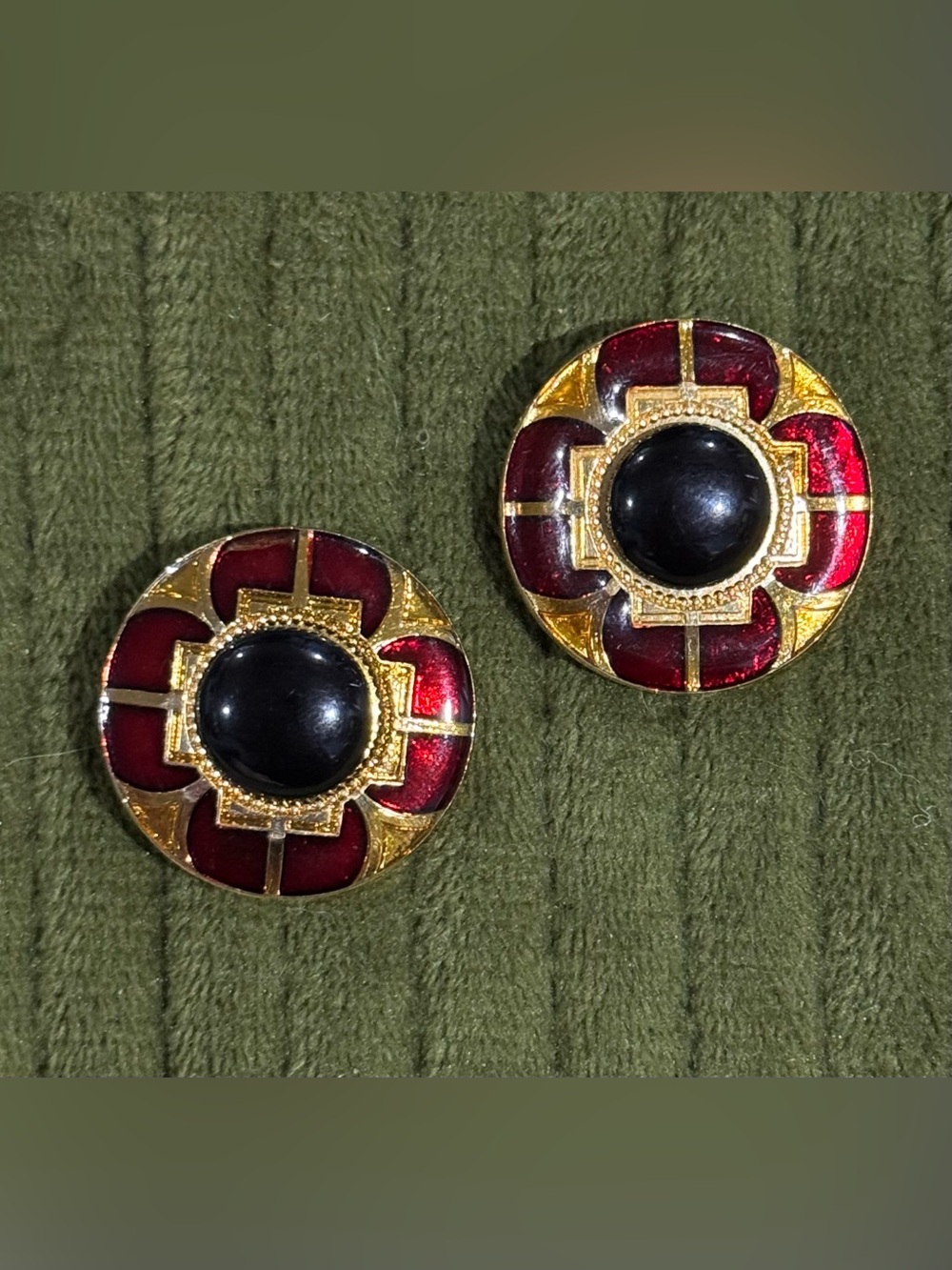 Vintage 80's Chunky Gold-Tone Red Enamel and Black Cabochon Statement Earrings